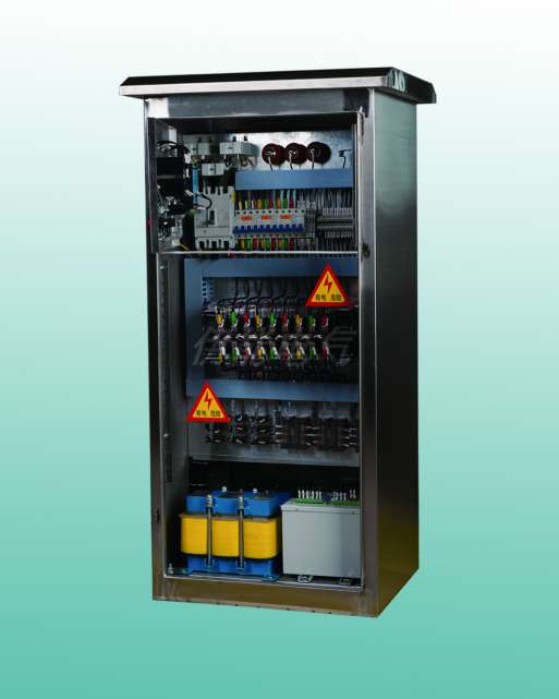 柱上TSC動(dòng)態(tài)無(wú)功功率補(bǔ)償裝置